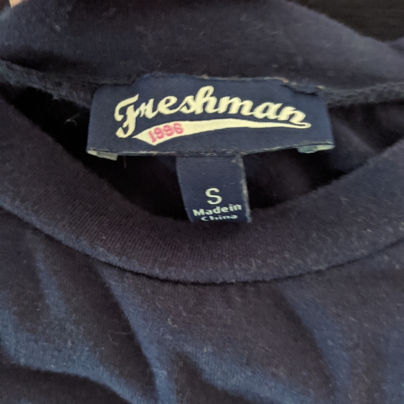 Freshman 1996 Navy striped crop top - Picture 2 of 5